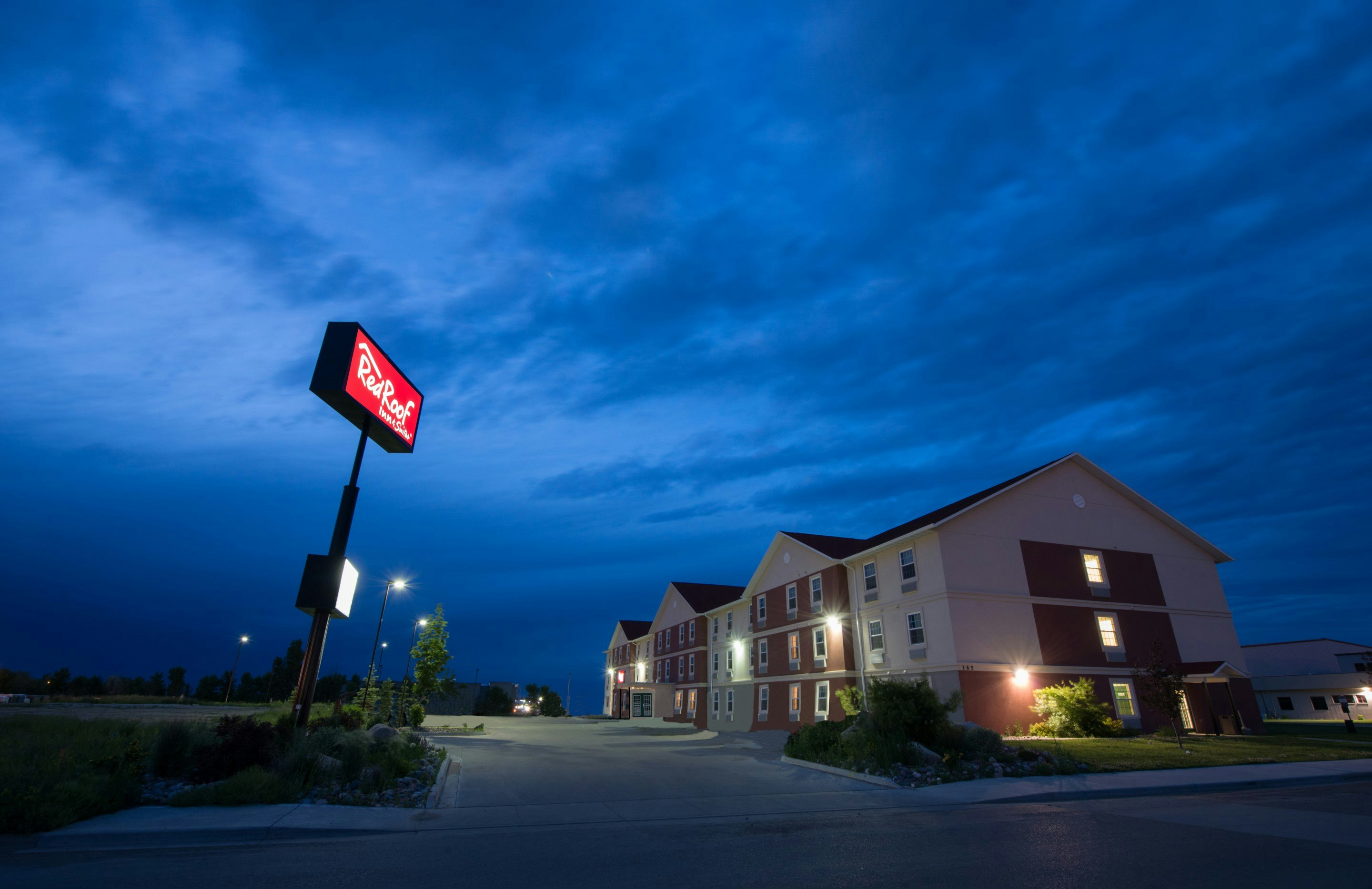 Red Roof Inn And Suites Dickinson 6/39