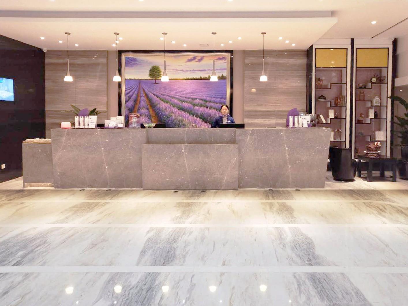 Lavande Hotel (Tianjin Xiangluowan Binhai Railway Station) 5/38