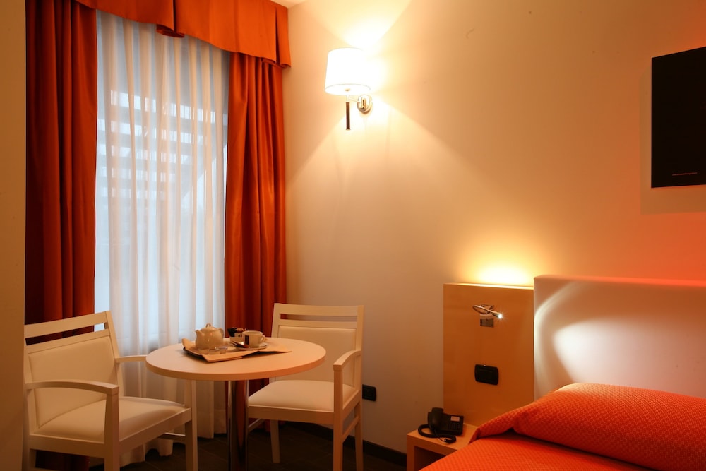 Hotel Mediterraneo 23/31