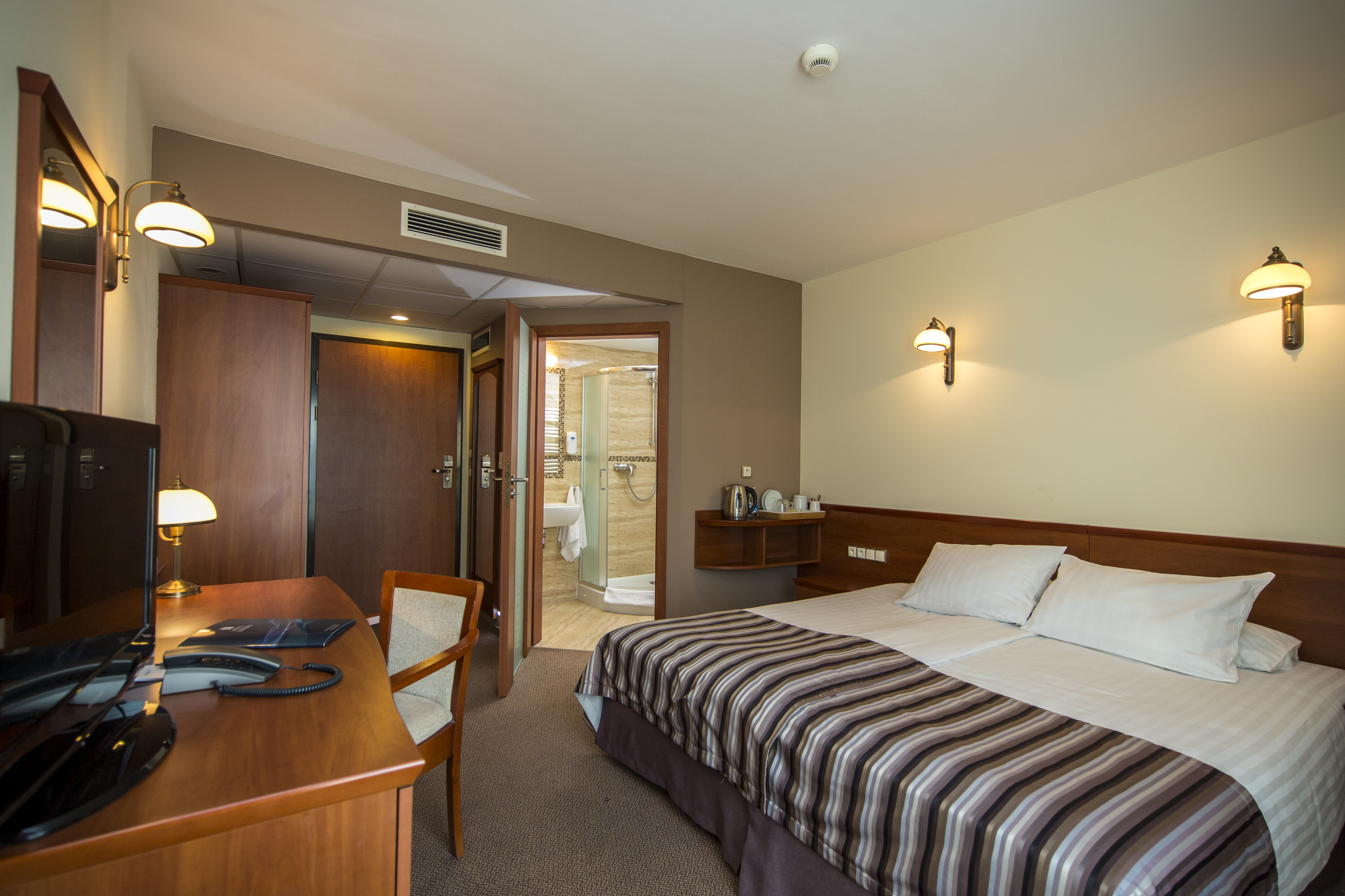 Conrad Hotel 11/44