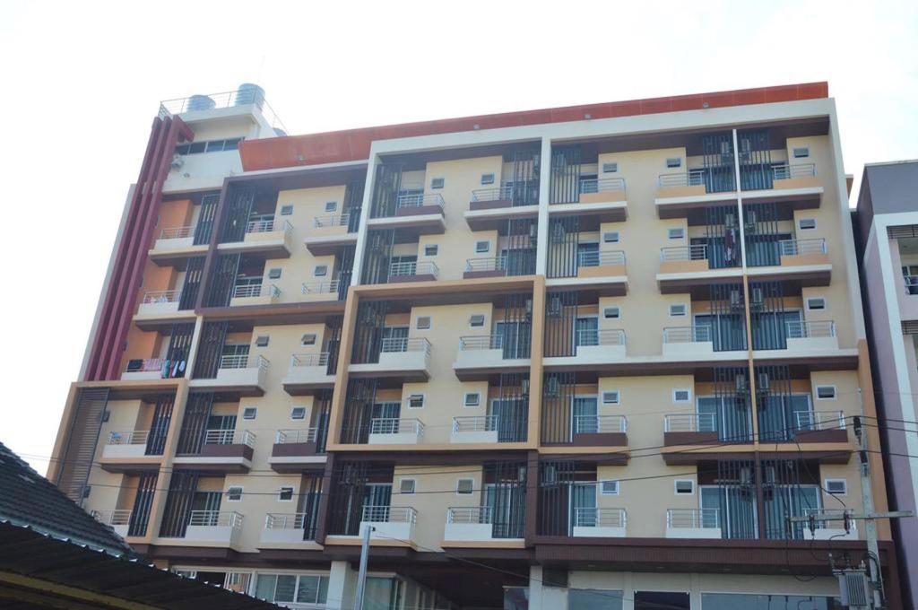 Bright Apartment Hat Yai 1/37