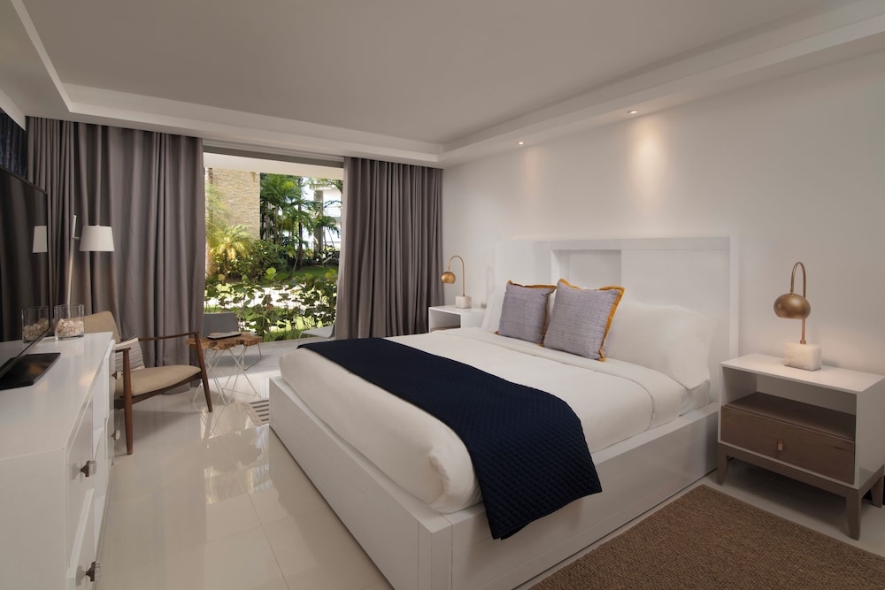 جناح بسريرين مزدوجين بإطلالة على الحديقة بـ3 غرف نوم، The Ocean Club, a Luxury Collection Resort, Costa Norte 5/10