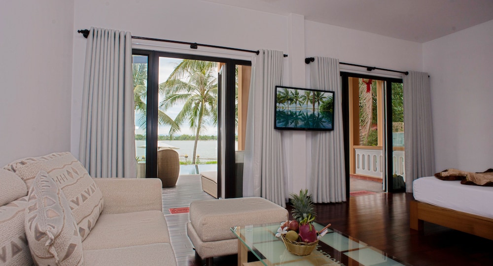 Vinh Hung Riverside Resort 37/78