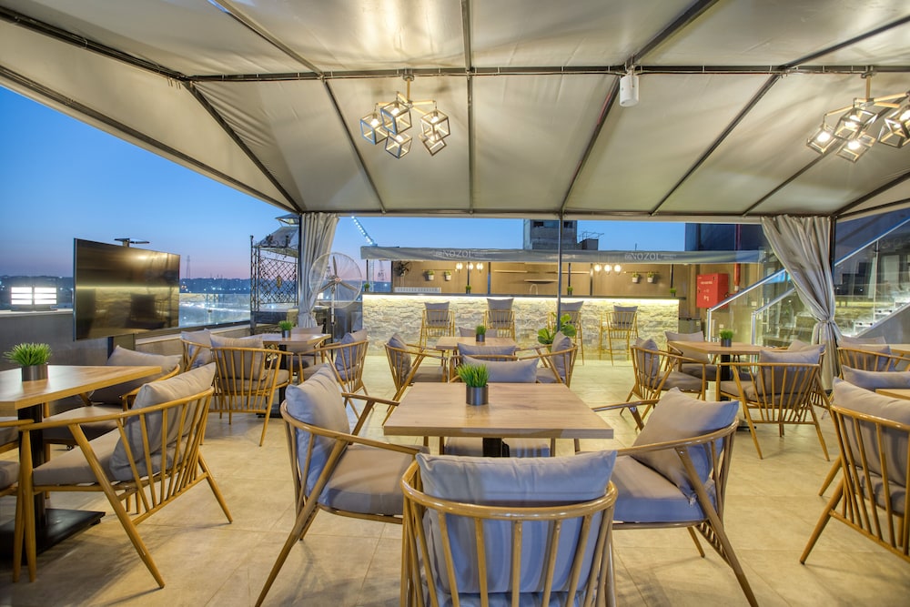 NOZOL PYRAMIDS HOTEL 40/59