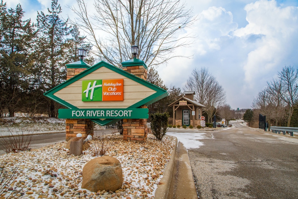 Holiday Inn Club Vacations Fox River Resort at Sheridan 44/47