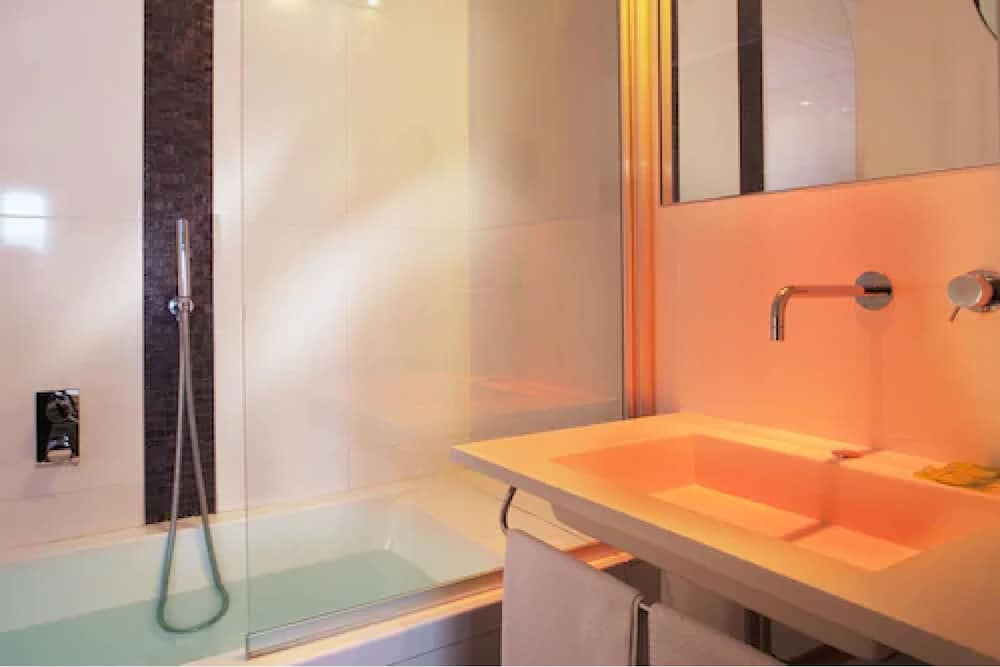 Atn Hotel 52/60