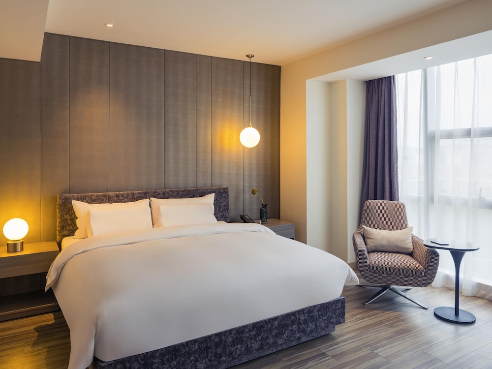Mercure Shanghai Hongqiao South 17/96