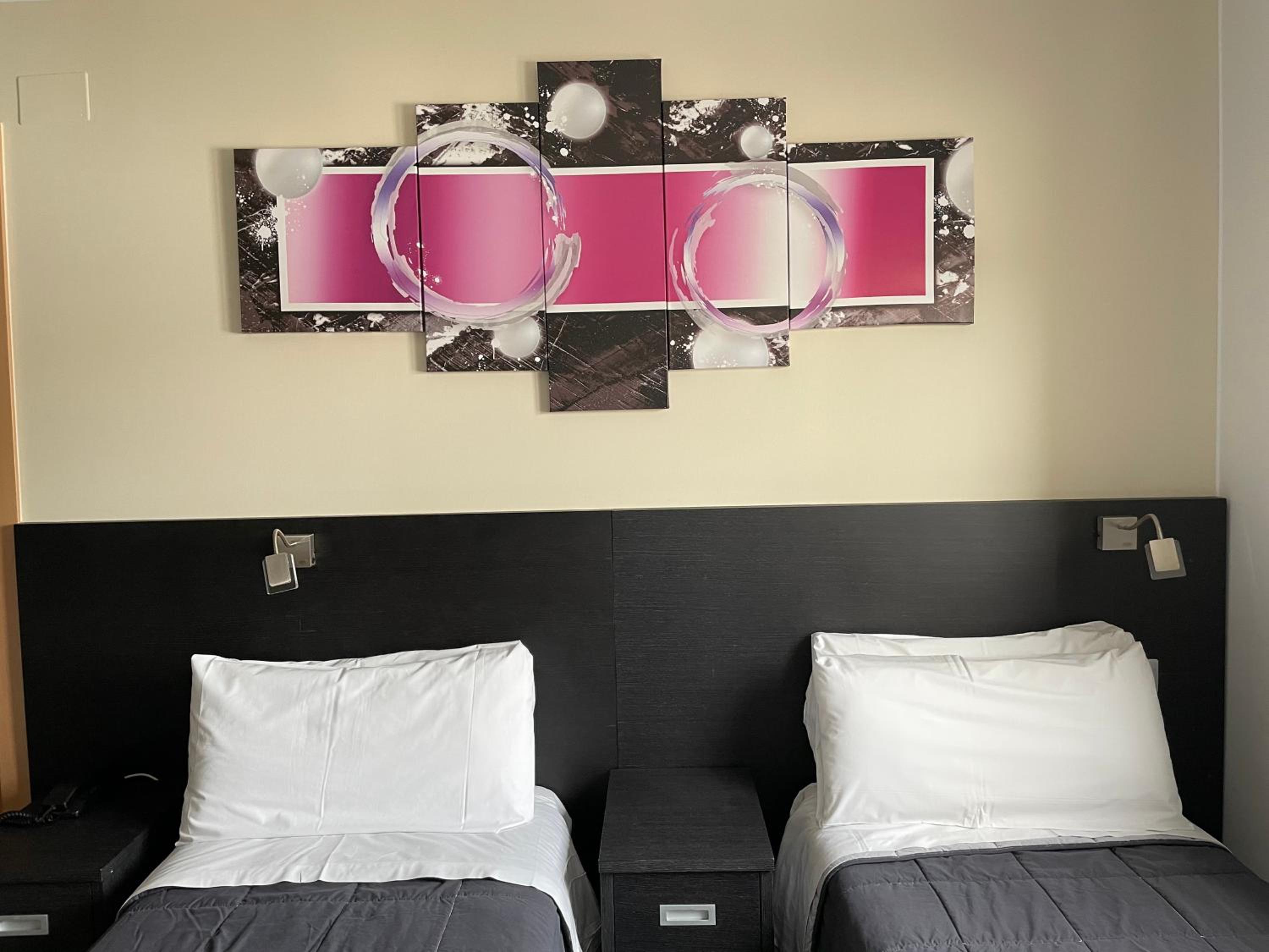 6 Bis HOTEL 39/58
