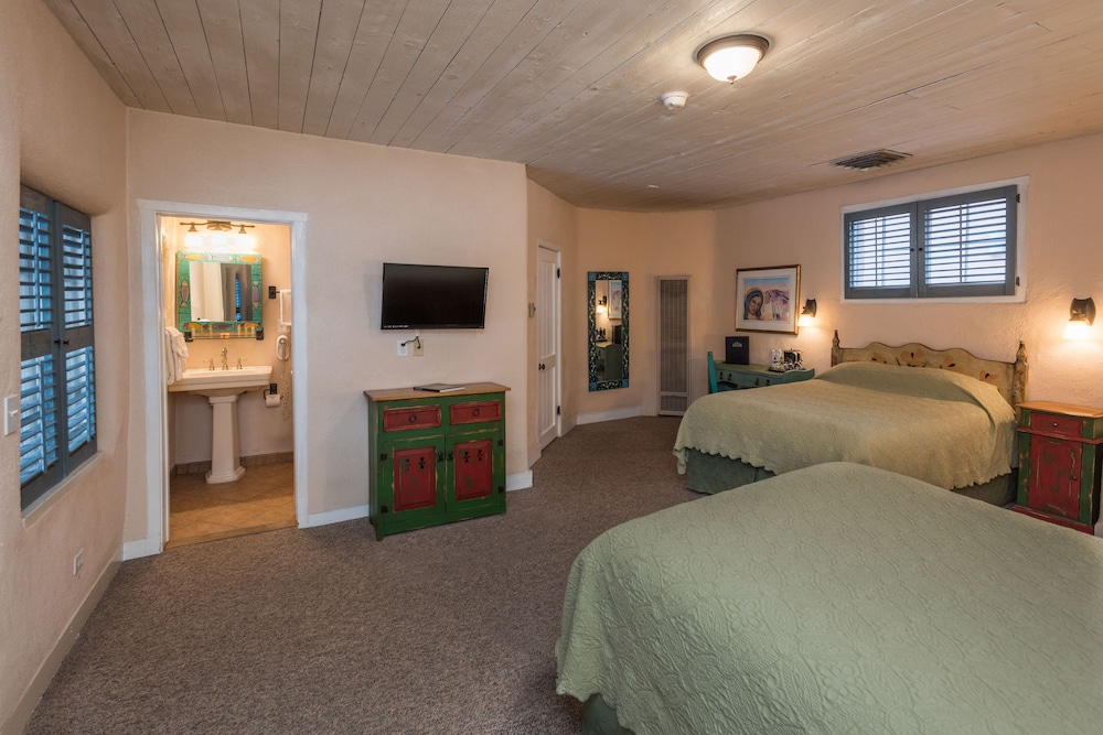 The Historic Taos Inn 18/80