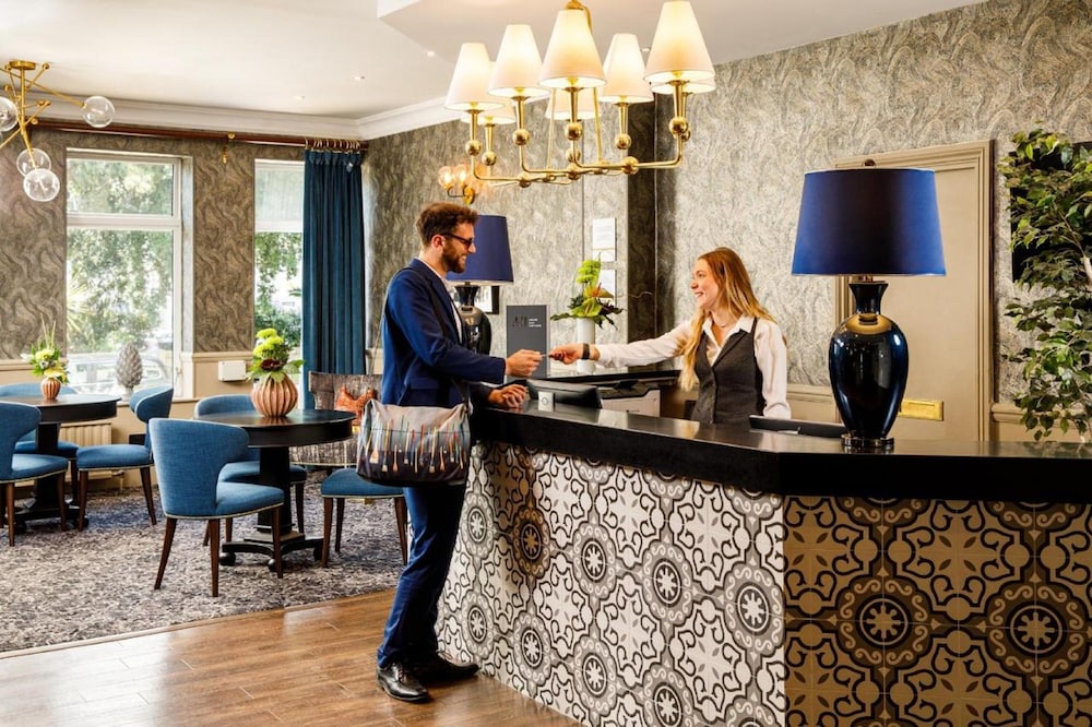 Queens Hotel & Spa Bournemouth 2/50