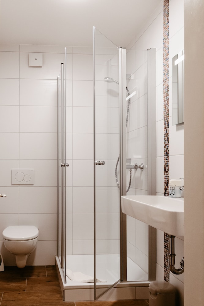Hotel Gasthof Goldener Greifen 48/50