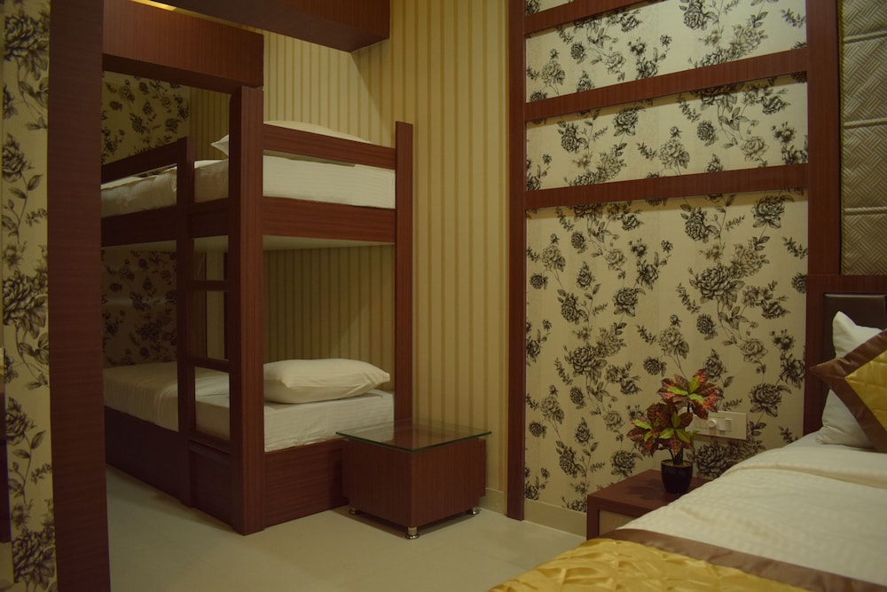 Hotel Uday Palace 28/29