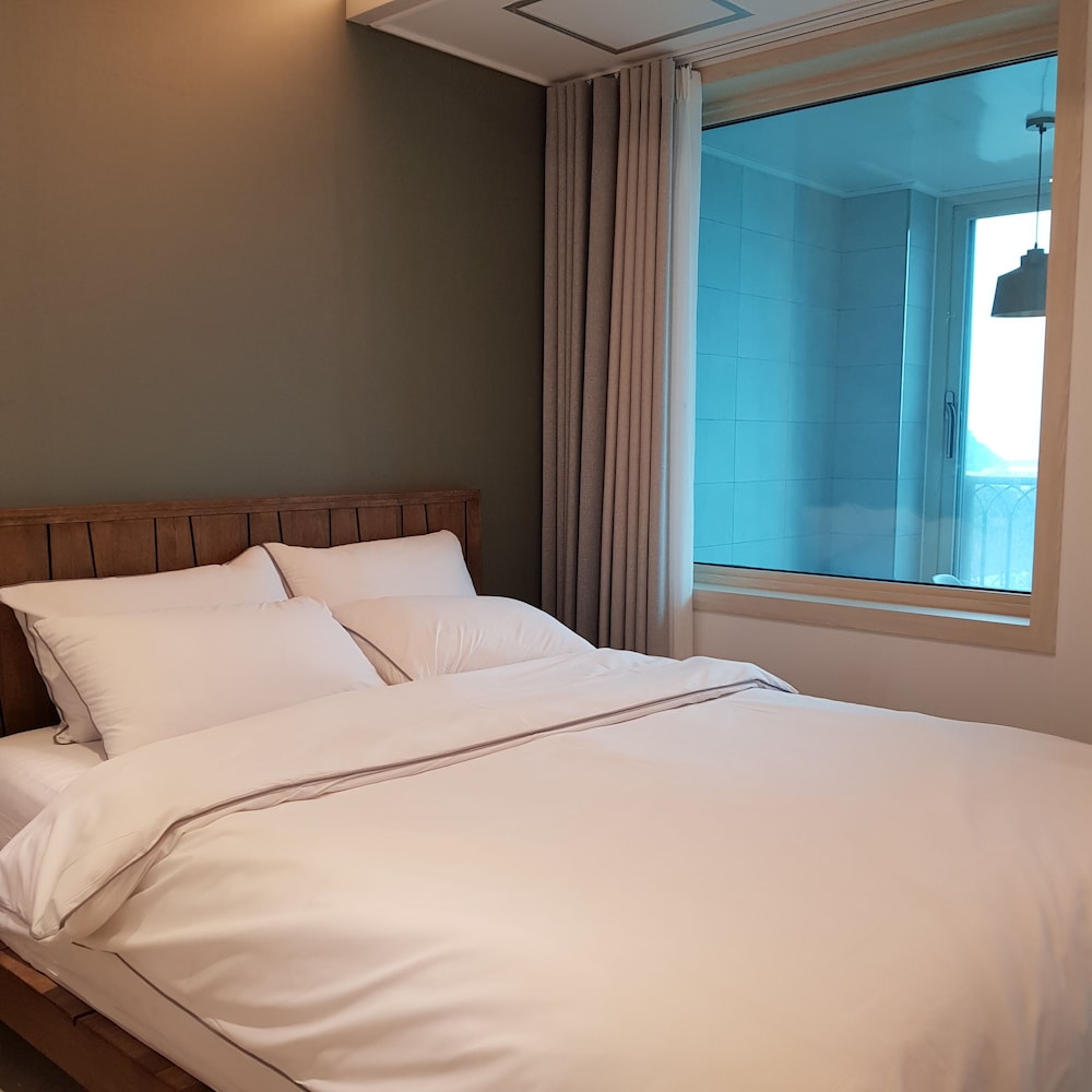 Bookchon Place Jeju 16/60