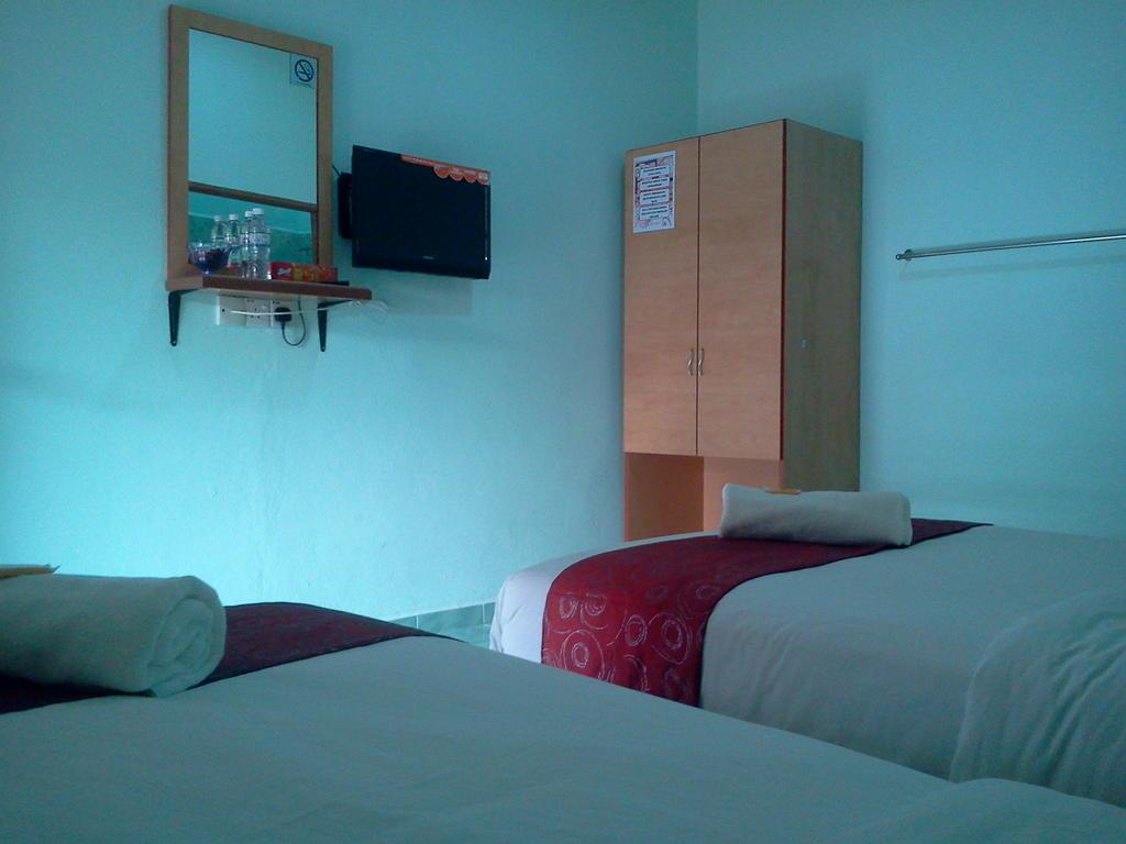 Rose Inn Motel 17/26