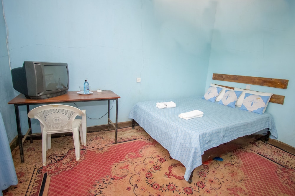 Engo Airport Resort Kitale 20/28