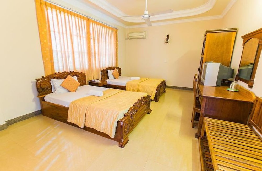 Deluxe, Double Bed, Star Hotel 7/10