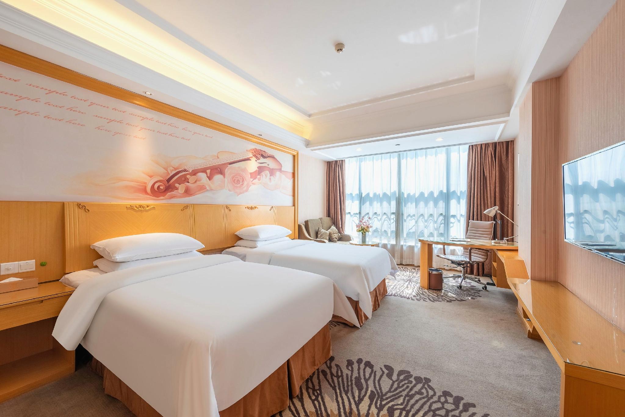 Vienna Hotel(Guangzhou North Railway Station Huaguoshan Subway Station Store) 16/45