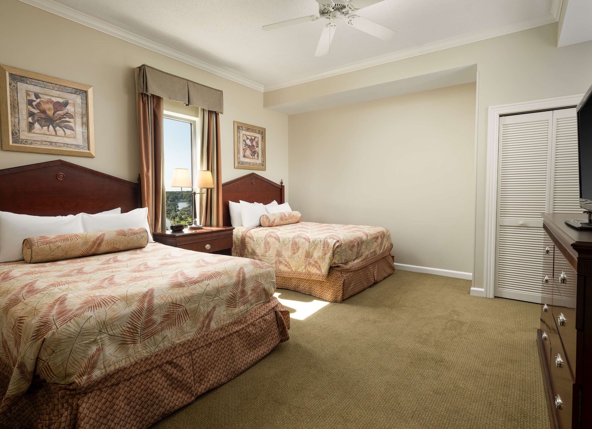 شقة سكنية بسرير كوين بإطلالة على البحر بغرفتي نوم، Royale Palms Condominiums 4/7