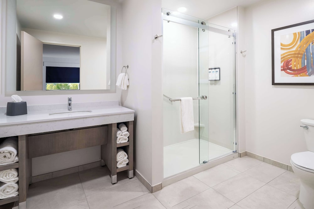 Hyatt House Auburn Hills Detroit 39/42