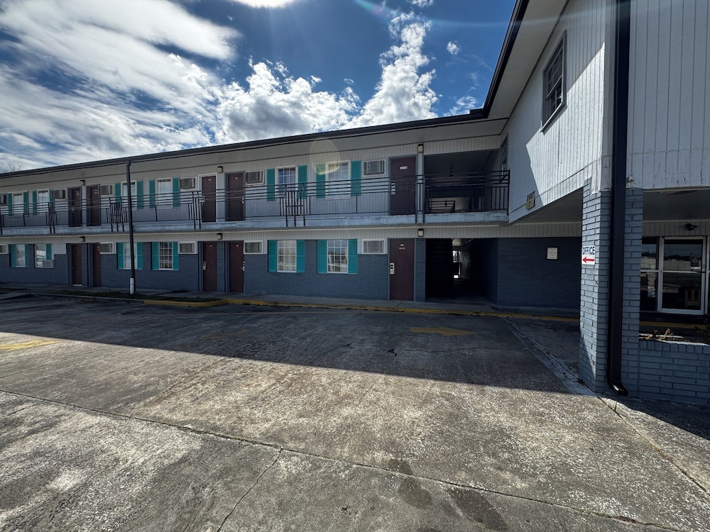 OYO Briarwood Motel 34/49