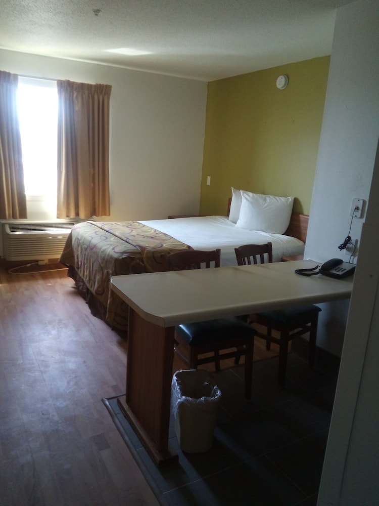 Welcome Suites Hazelwood Extended Stay Hotel 22/59