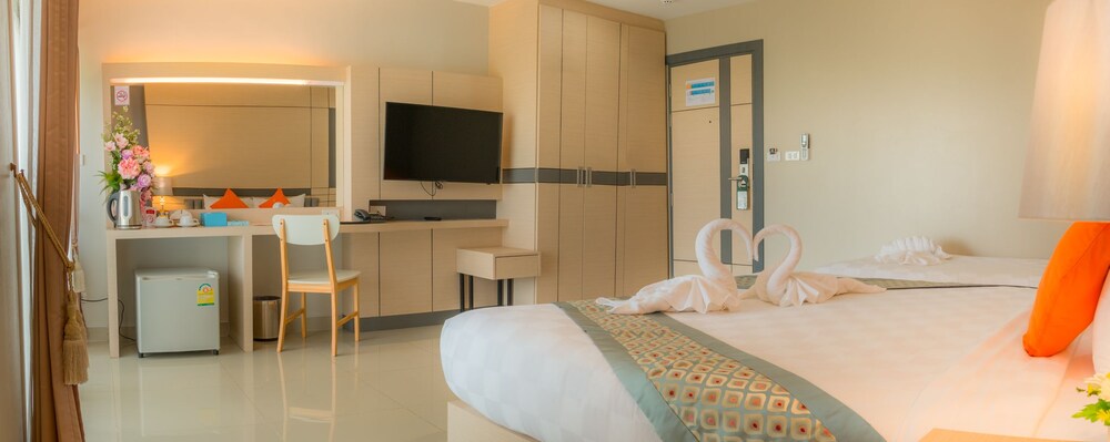 The Smart Hotel Hatyai 13/67