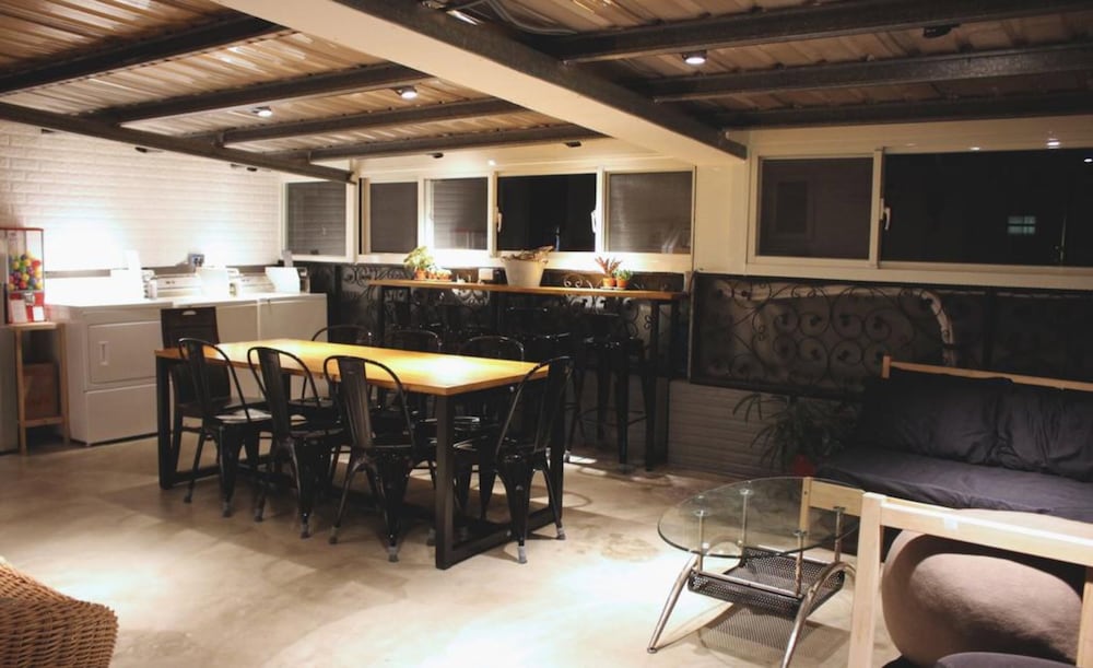 DONGMEN HOTEL 51/54