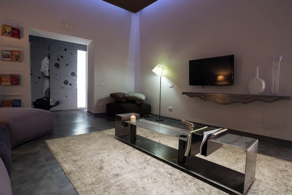 Hotel Santa Brigida 50/65