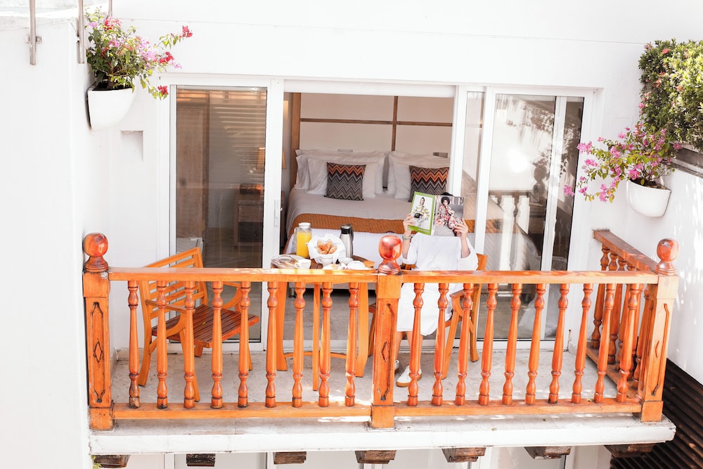 CASA CLAVER LOFT BOUTIQUE HOTEL 10/68