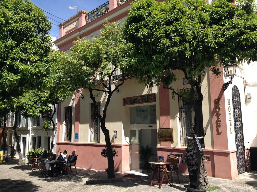 Hotel Palacio Alcazar 66/71
