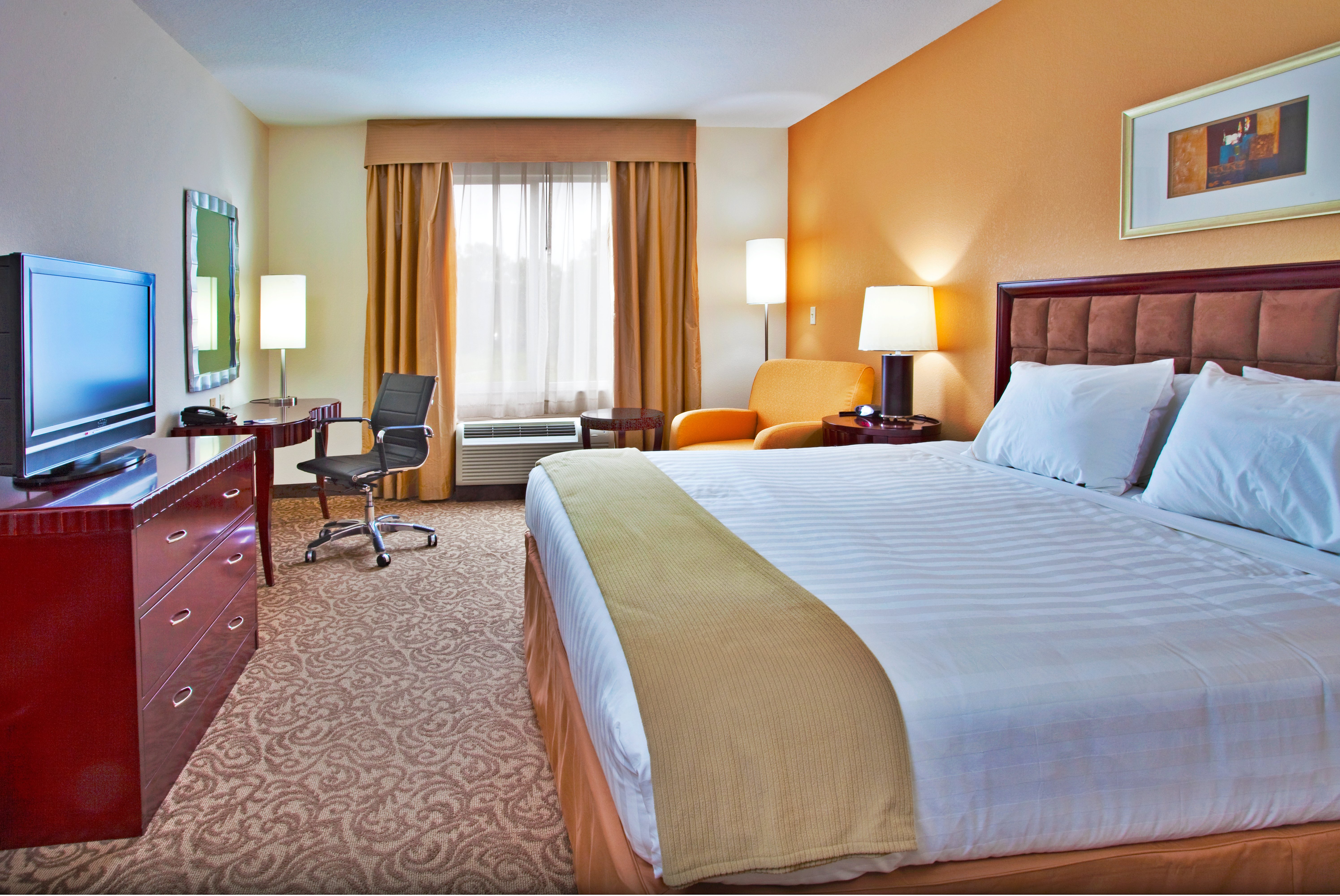 Holiday Inn Express Hotel & Suites Brooksville-I-75 16/50