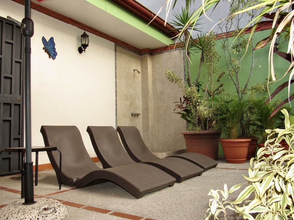 La Guaria Inn And Suites Hotel 39/65