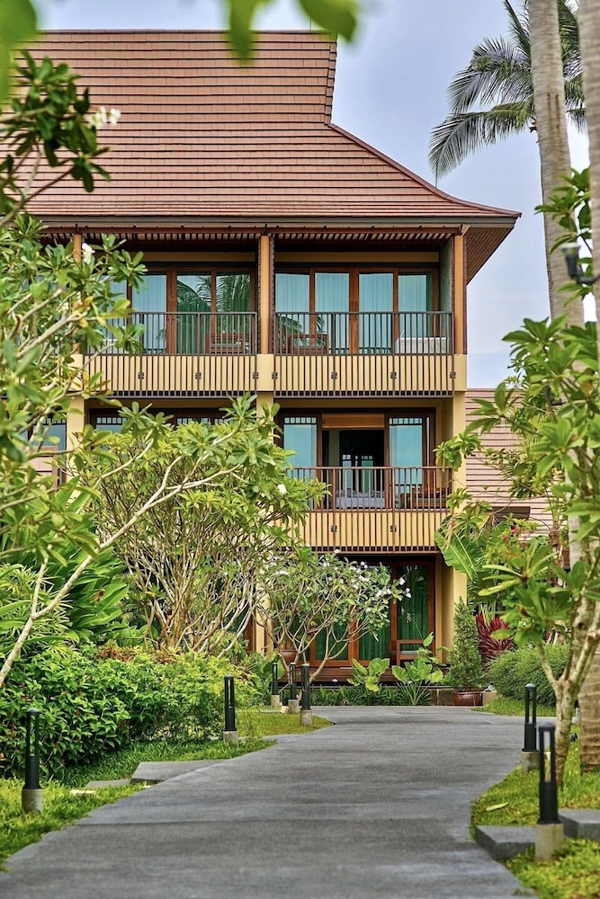 Khanom Beach Resort and Spa 6/68