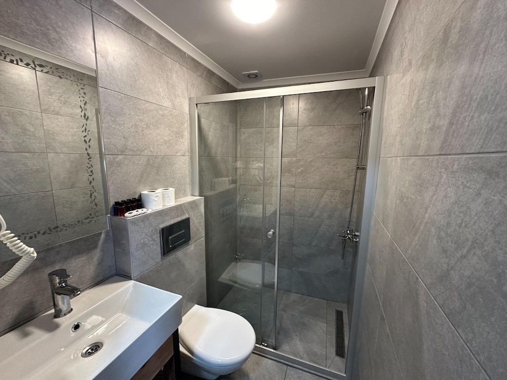 Boutique Dedem Hotel 67/68