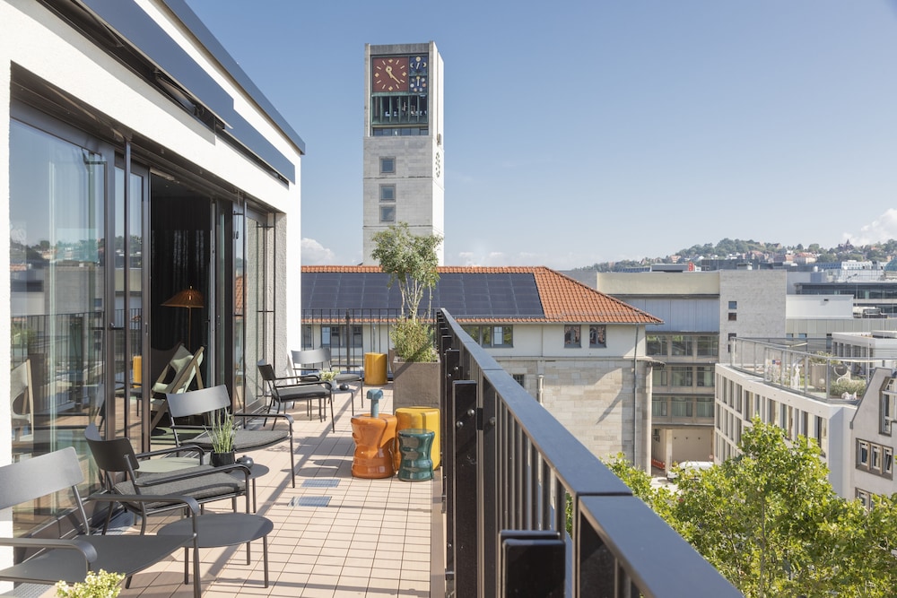 EmiLu Design Hotel 4/50