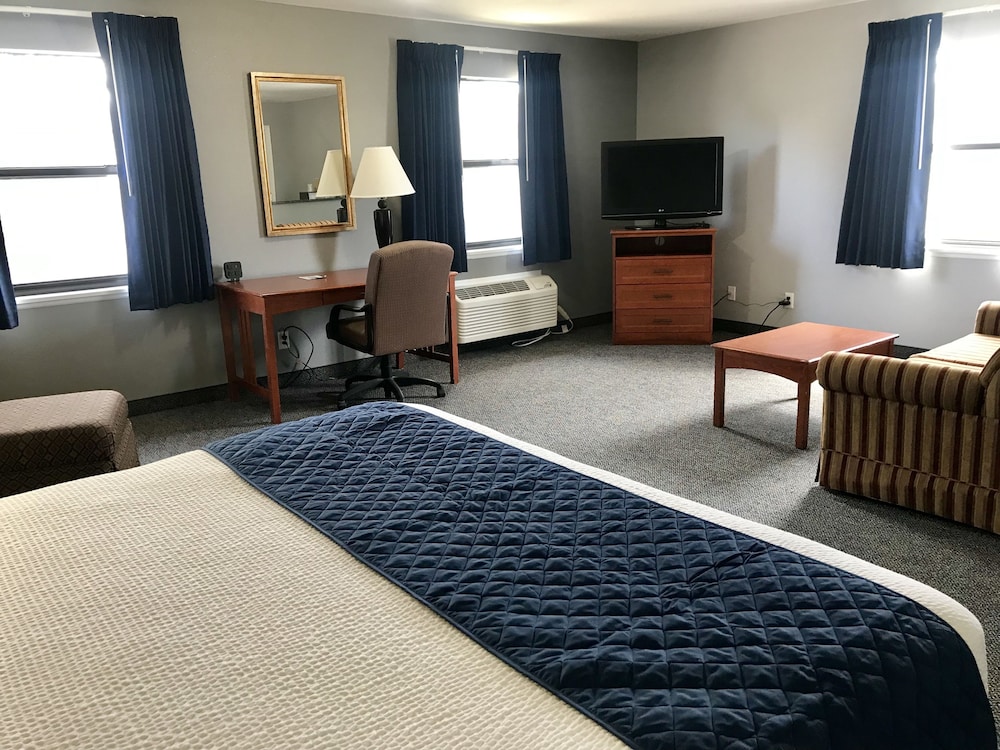 American Inn North Kansas City 22/57
