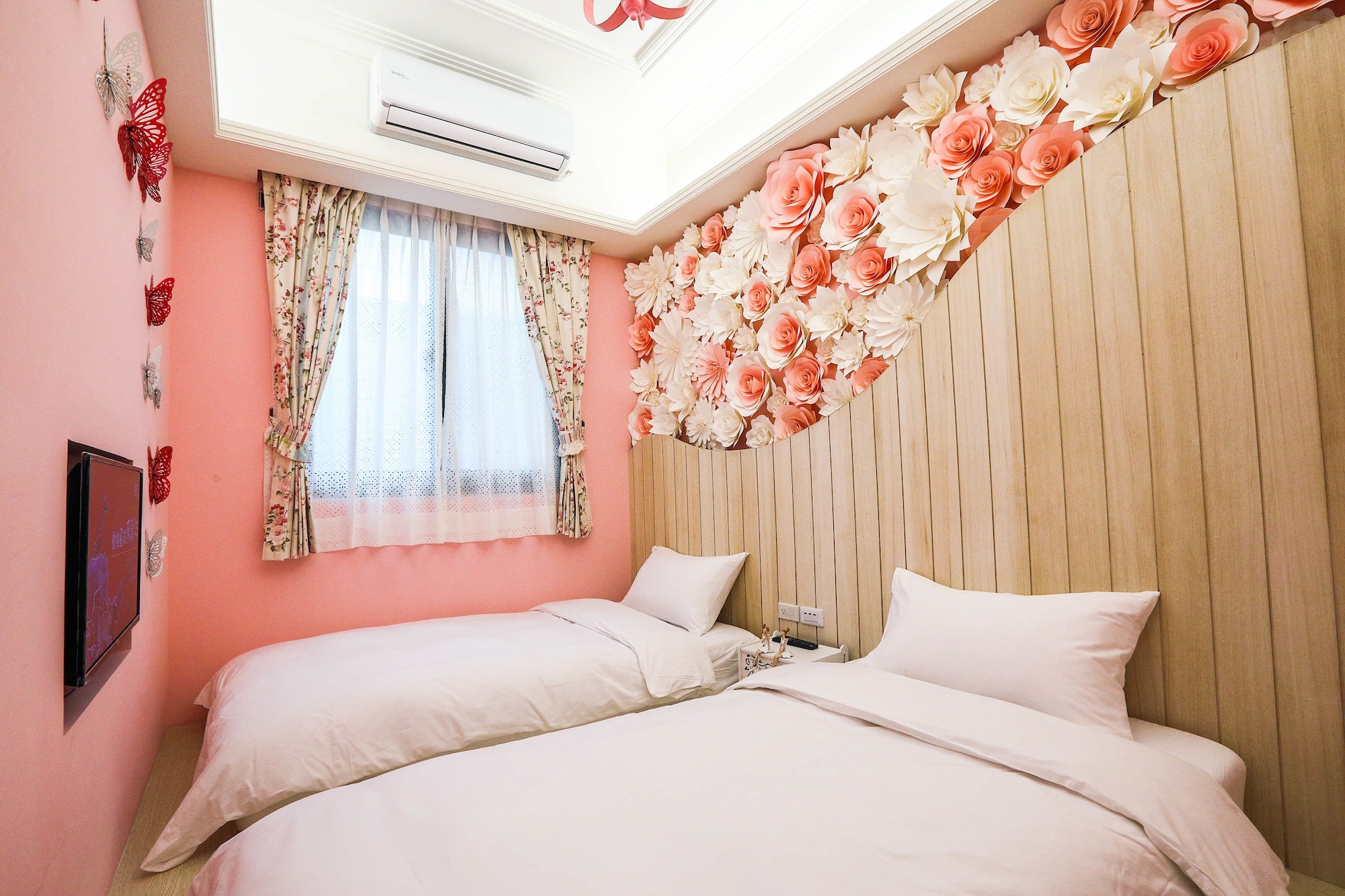 ECONOMY, TWIN BEDS