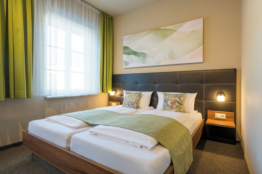 RiKu Hotel Memmingen Hallhof 17/50