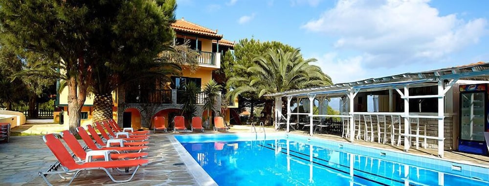 Ledra Samos Hotel 58/60