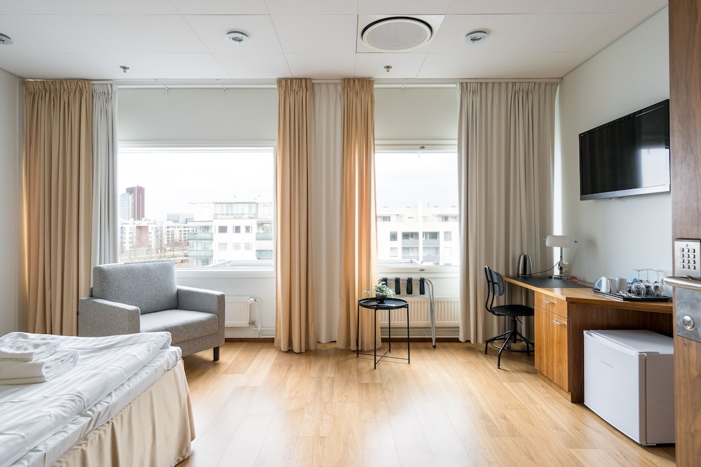 Hiisi Hotel Helsinki Jatkasaari 18/81