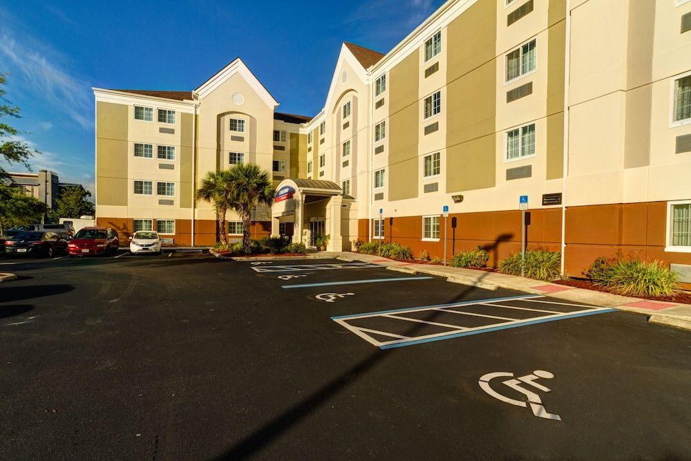 Candlewood Suites Ft Myers I 75 1/40