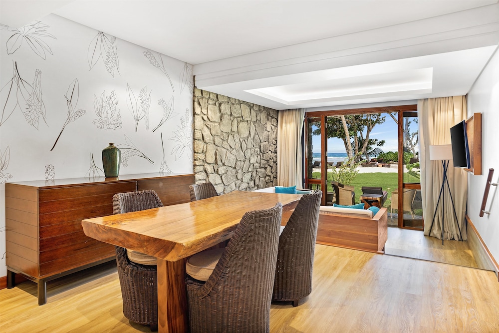 DELUXE, SUITE, OCEAN VIEW