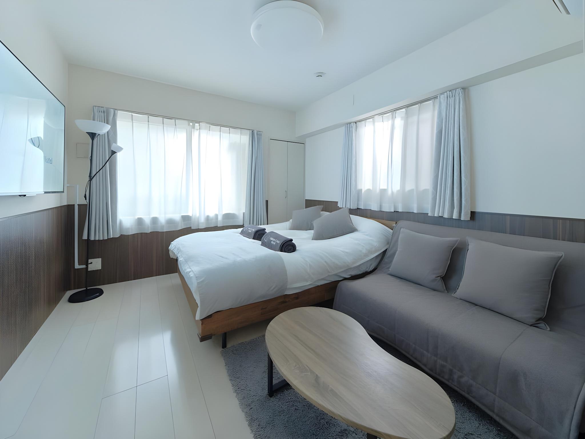Basic, Quadruple, King Bed, Sofa