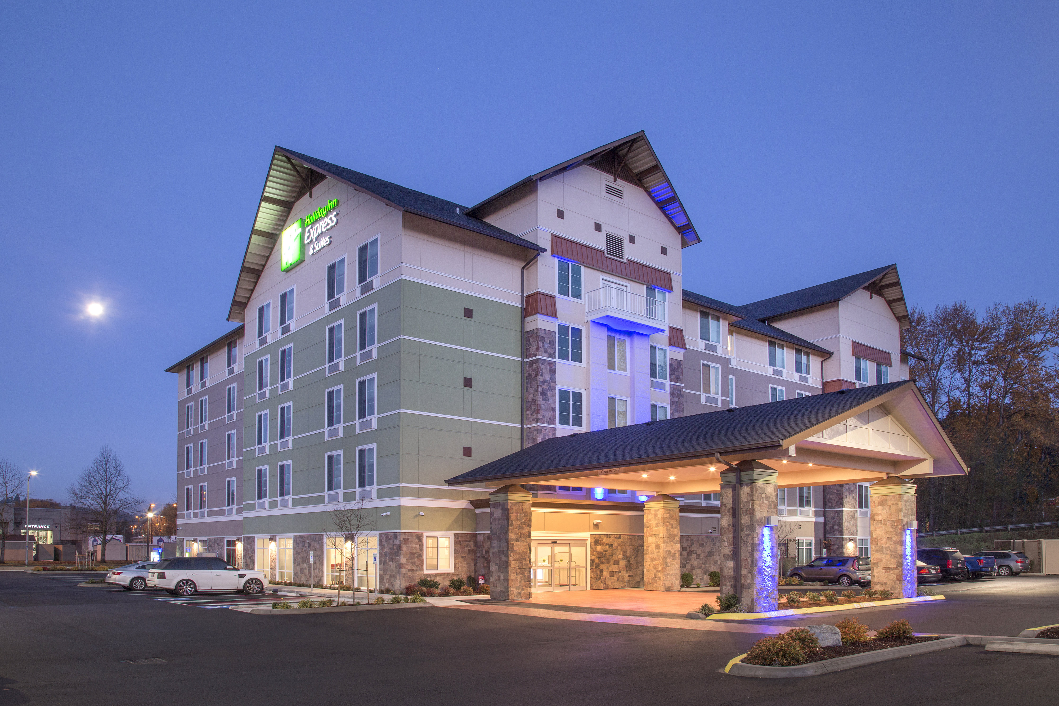 Holiday Inn Express Suites Seattle South Tukwila 11/61