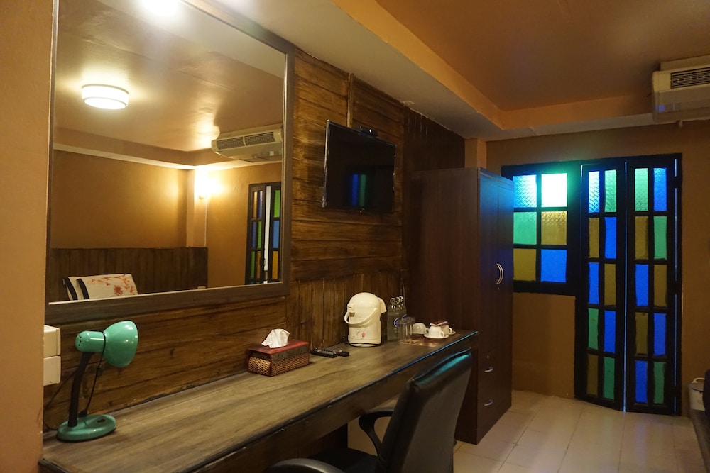 Bangkok Travel Suites 23/56