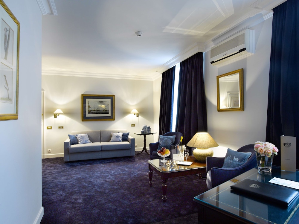 Hotel Damier, WorldHotels Crafted 65/78