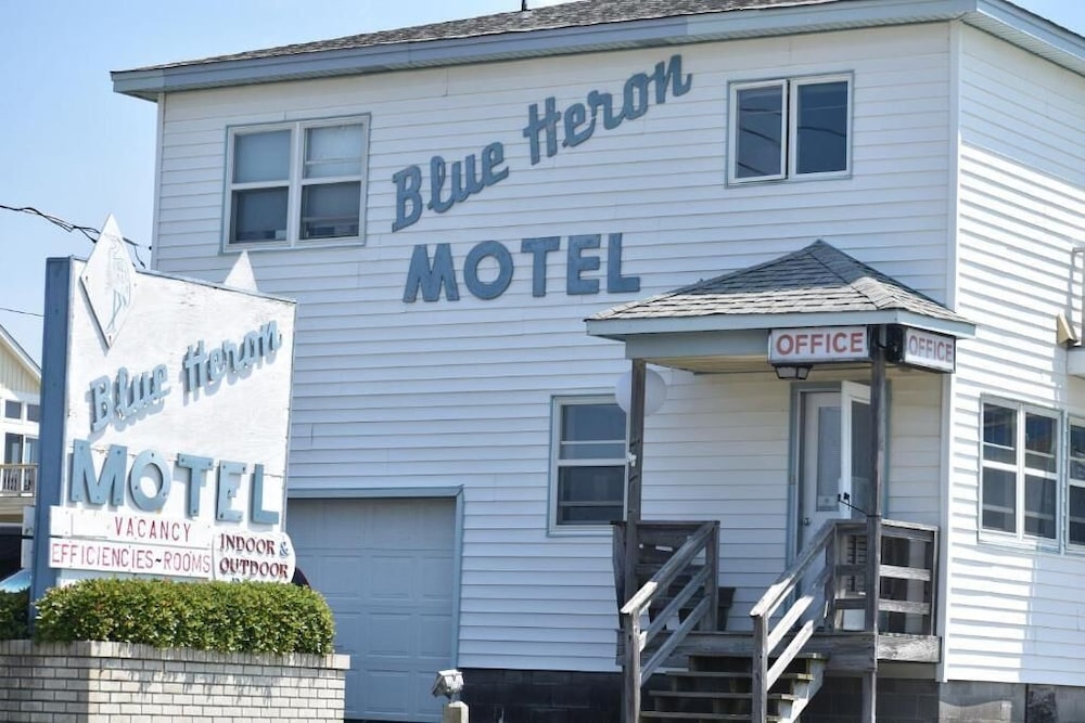 Blue Heron Motel 5/46