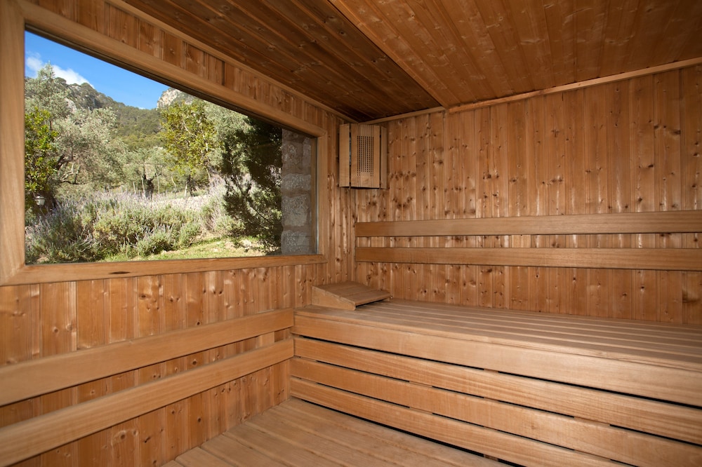 FINCA HOTEL ALBELLONS PARC NATURAL 35/70