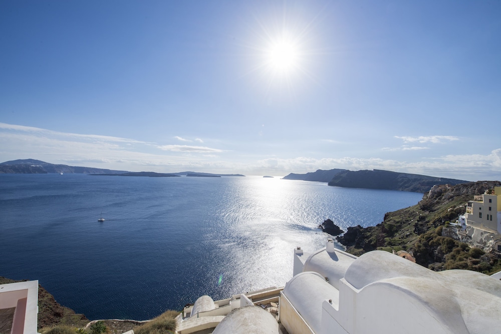 Marble Sun Villa By Caldera Houses 27/39