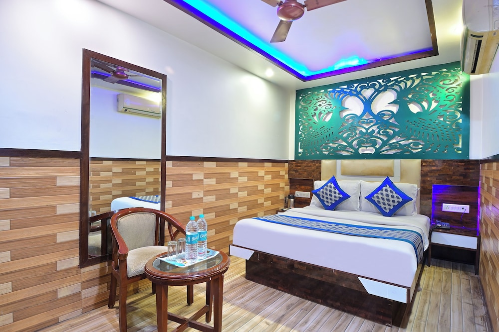 Hotel Glow Inn 27/50